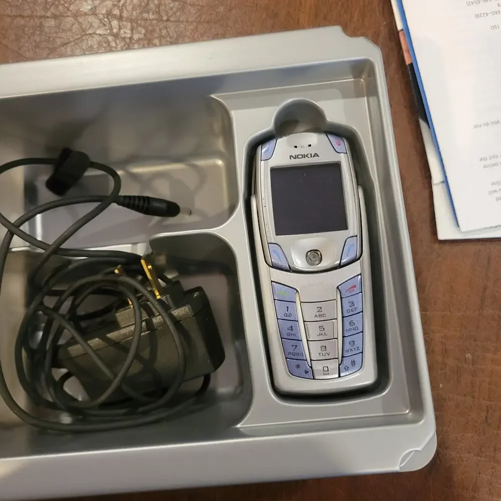 Nokia 6820 Freedom AT&T wireless Rare Flip Smartphone with chargers, box